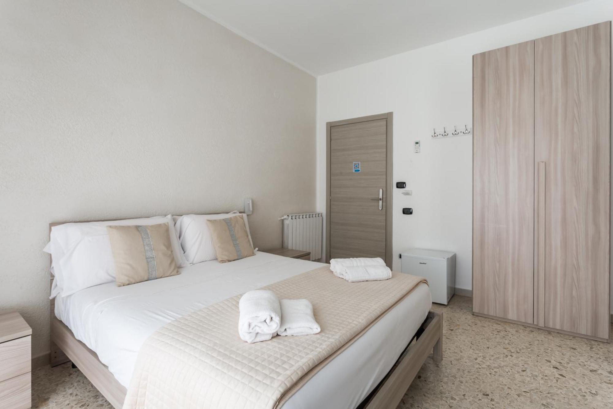 Napoli Fly Guest House 290 Luaran gambar