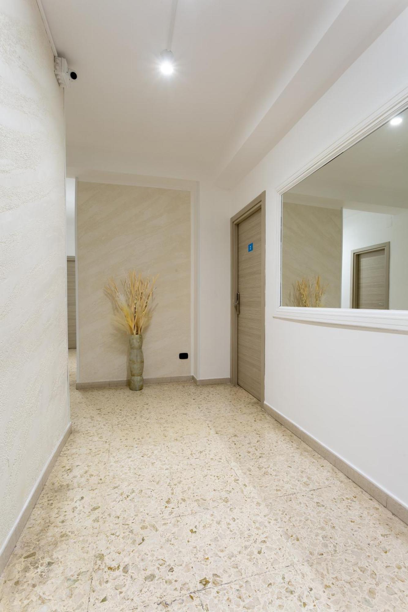 Napoli Fly Guest House 290 Luaran gambar